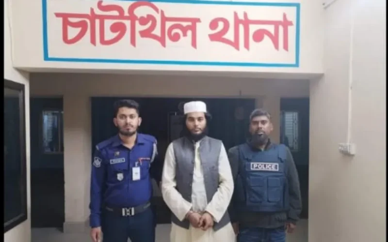 বাংলাদেশ: চার নাবালিকাকে ধর্ষণের অভিযোগে মাদ্রাসা শিক্ষক সাইফুল ইসলামকে গ্রেপ্তার করেছে পুলিশ
