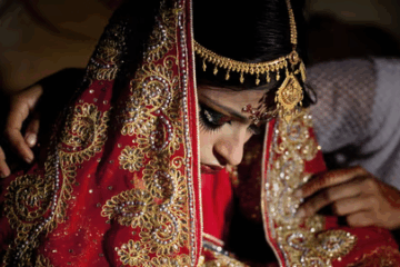 বাংলাদেশে মাদ্রাসা শিক্ষকদের দ্বারা মেয়েদের যৌন নির্যাতন এবং বাল্যবিবাহ সত্যিকারের সমস্যা নাকি শুধুই গুজব?
